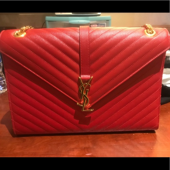 Saint Laurent - Picture 2 of 4